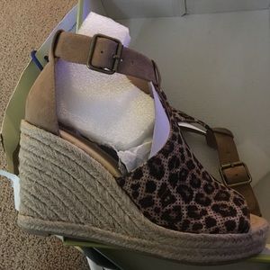 Cheetah platform sandals